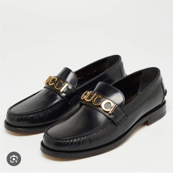 Gucci Black Leather Loafers with Gold Accents - Picture 2 of 5